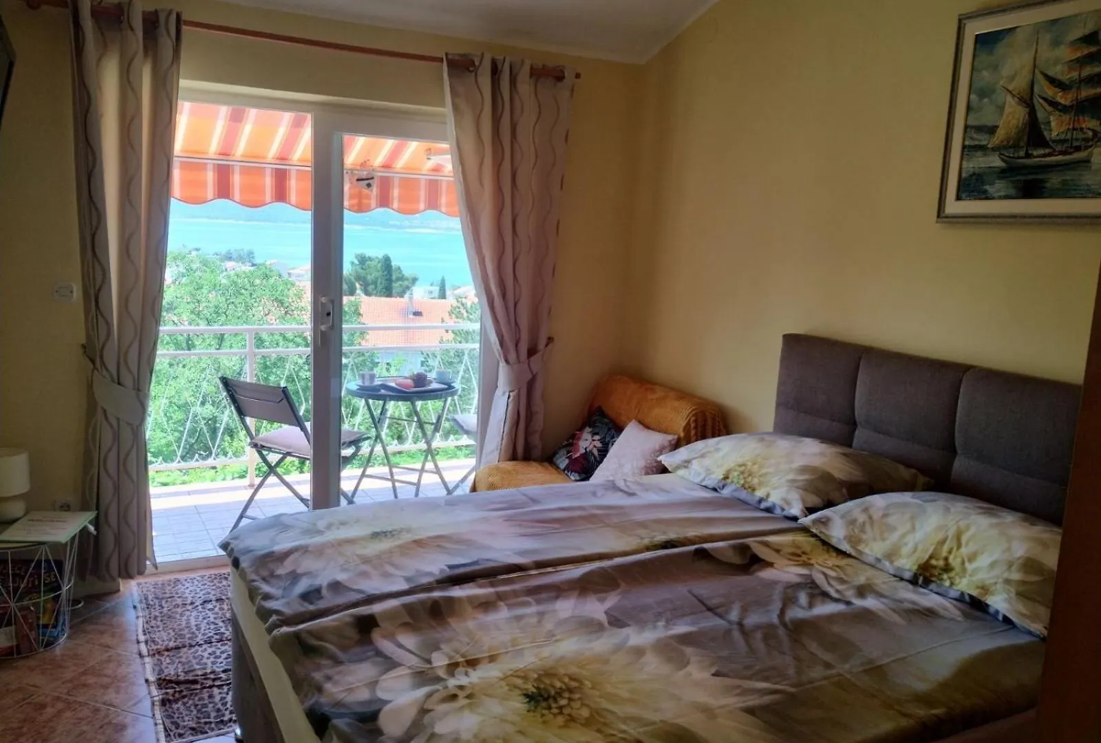 Apartments Domi Selce